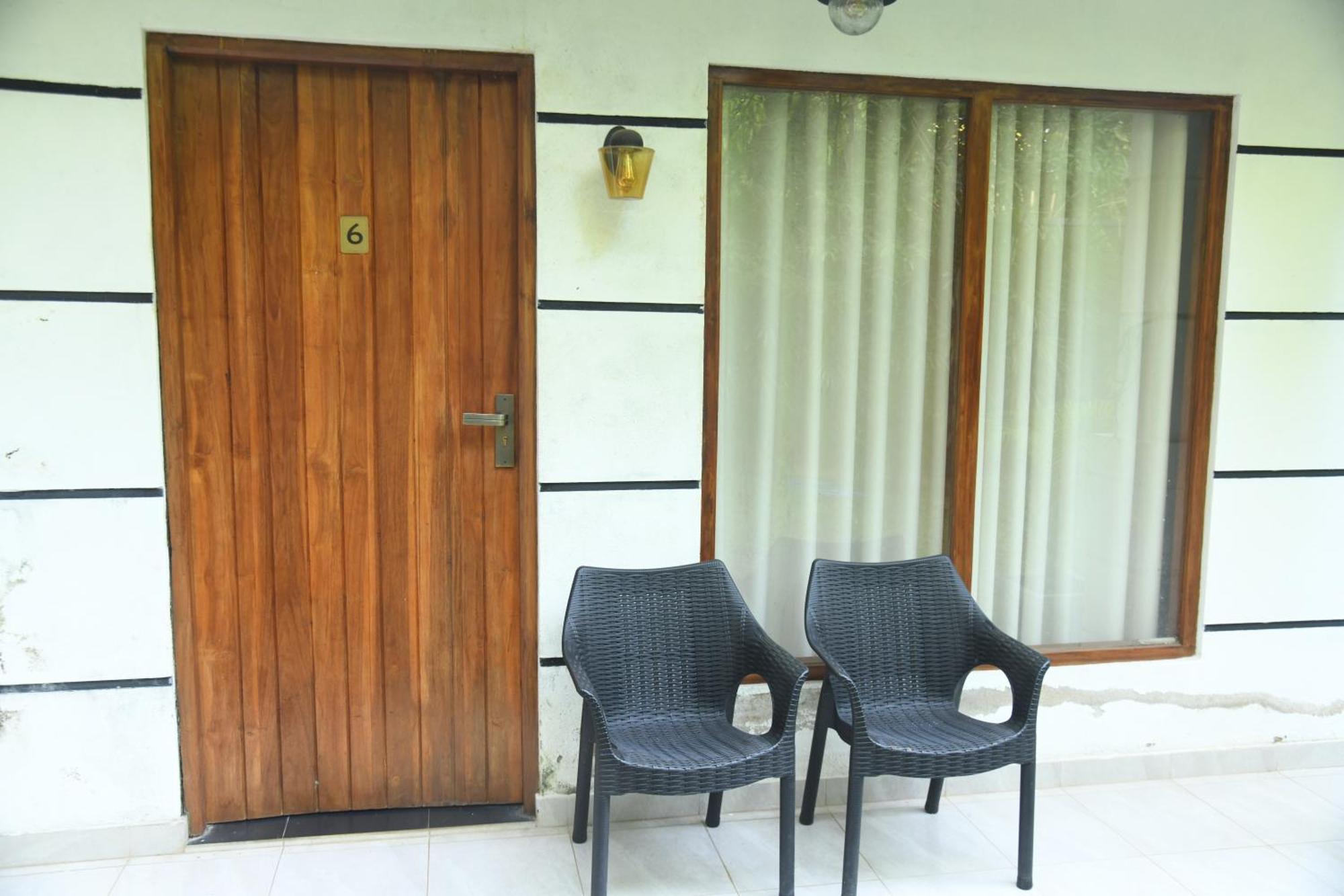Wild Park Safari Home Stay Udawalawe Esterno foto