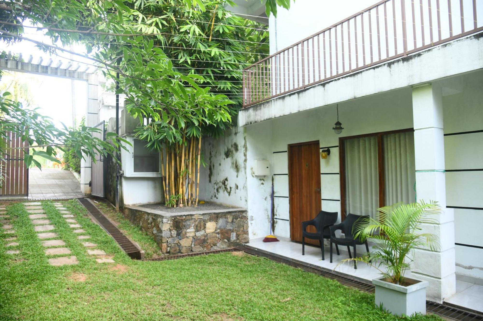 Wild Park Safari Home Stay Udawalawe Esterno foto